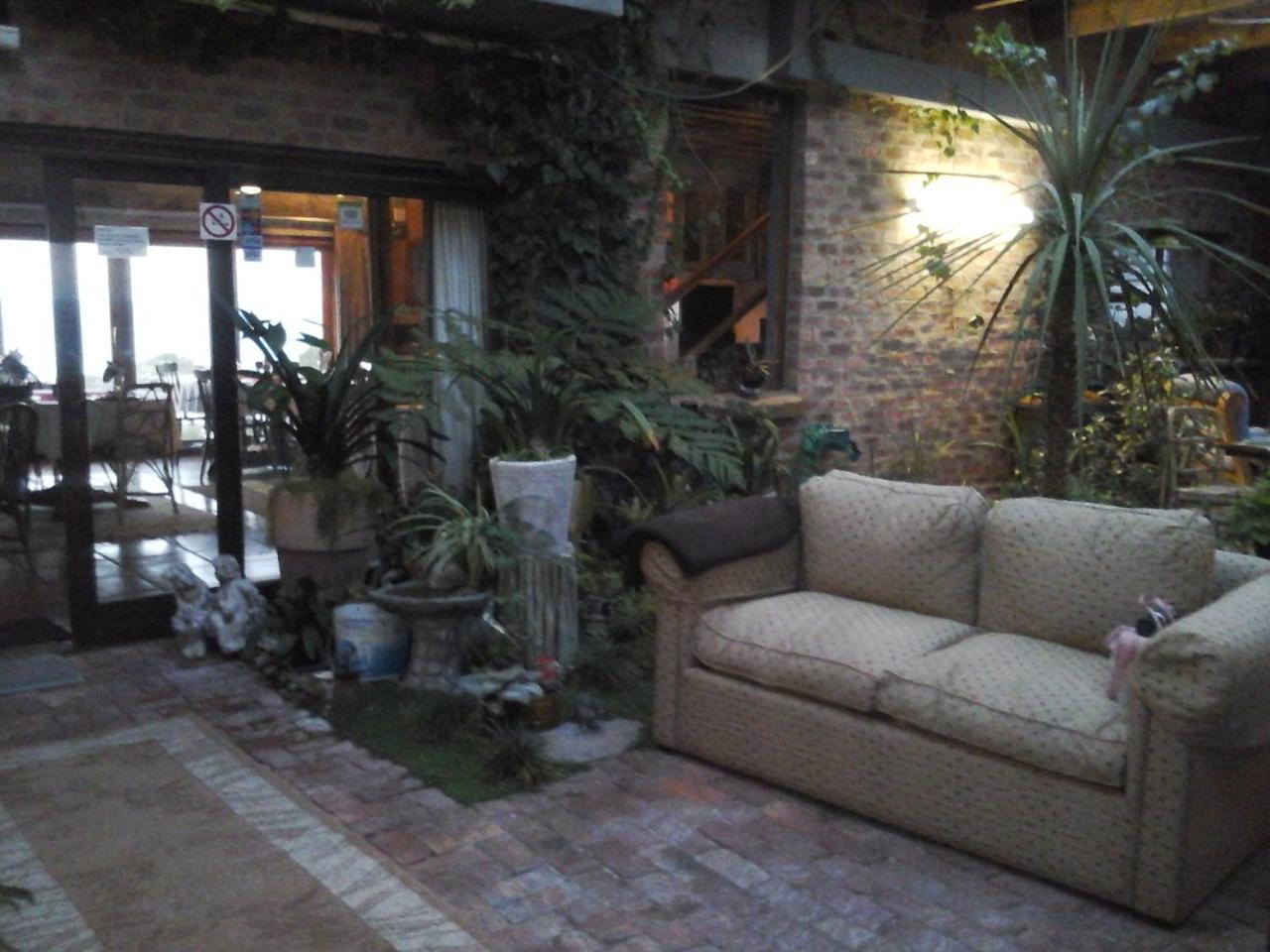 Oceanview Guesthouse Struisbaai Extérieur photo