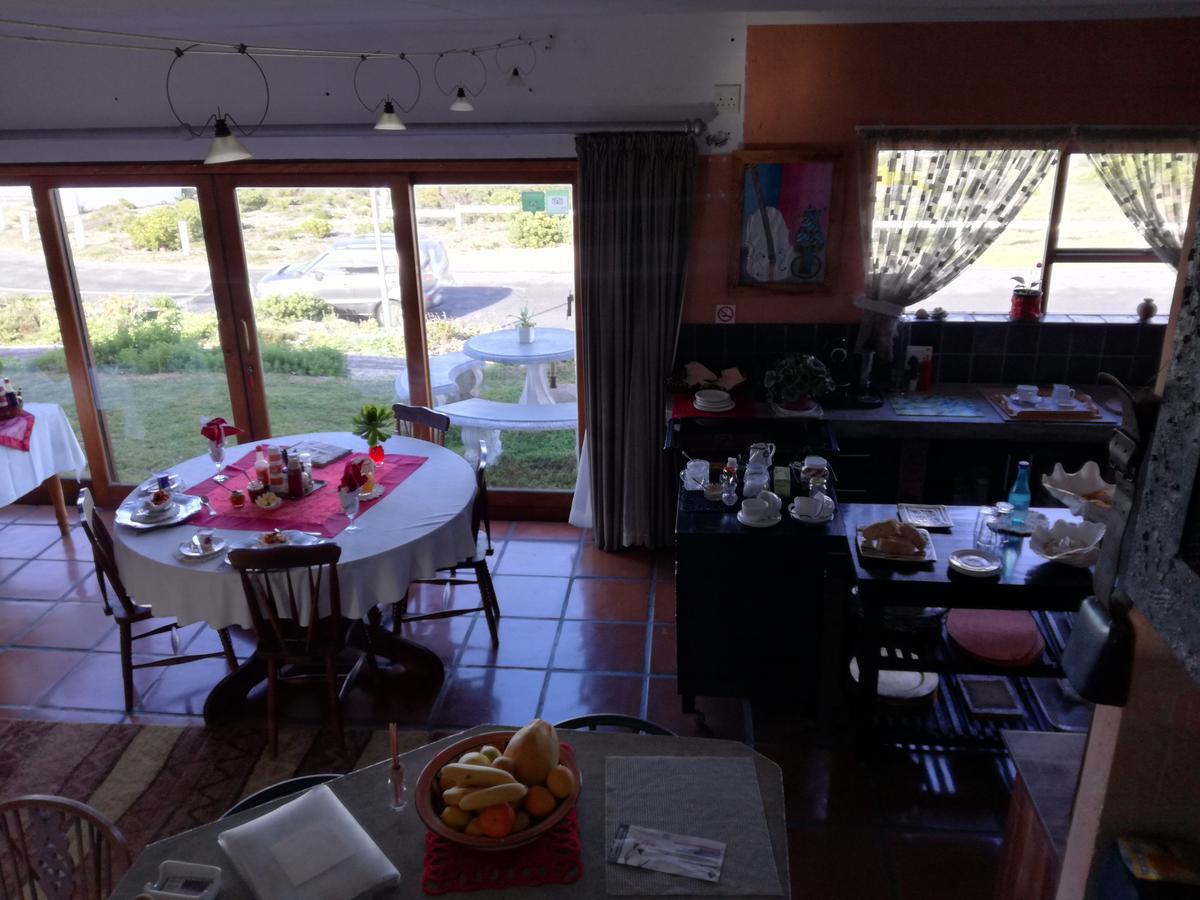 Oceanview Guesthouse Struisbaai Extérieur photo
