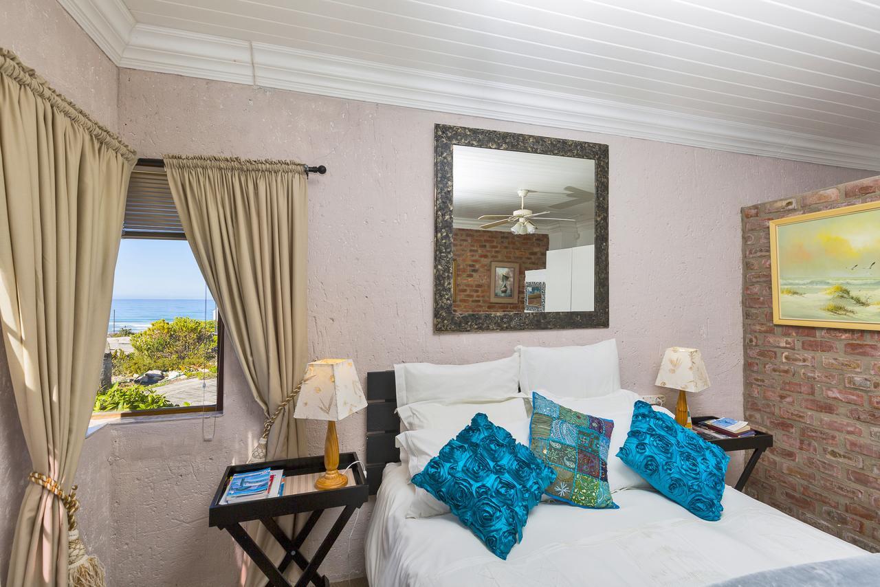 Oceanview Guesthouse Struisbaai Extérieur photo